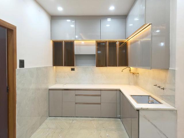 3 BHK Independent Builder Floor in Indirapuram for resale Ghaziabad. The reference number is 20732036
