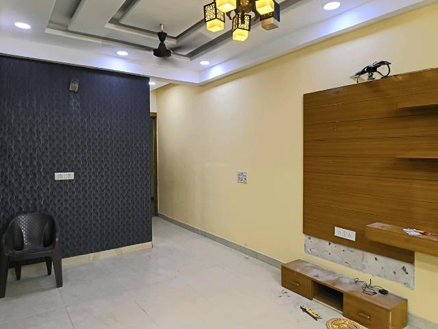3 BHK Independent Builder Floor in Indirapuram for resale Ghaziabad. The reference number is 20744974