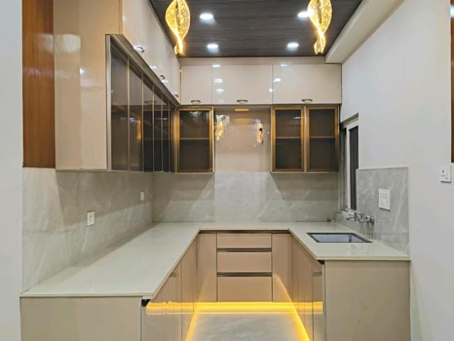 3 BHK Independent Builder Floor in Indirapuram for resale Ghaziabad. The reference number is 20745113