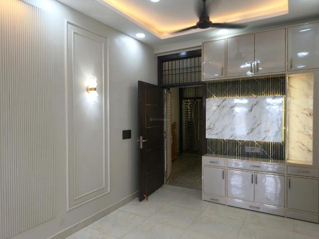 2 BHK Independent Builder Floor in Indirapuram for resale Ghaziabad. The reference number is 20754981