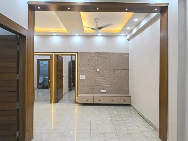 3 BHK Independent Builder Floor in Indirapuram for resale Ghaziabad. The reference number is 20856180