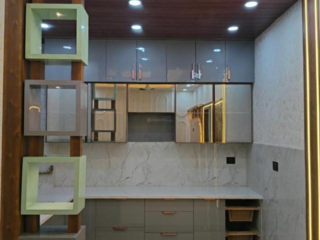3 BHK Independent Builder Floor in Indirapuram for resale Ghaziabad. The reference number is 20989231