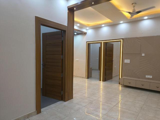 3 BHK Independent Builder Floor in Indirapuram for resale Ghaziabad. The reference number is 20989247