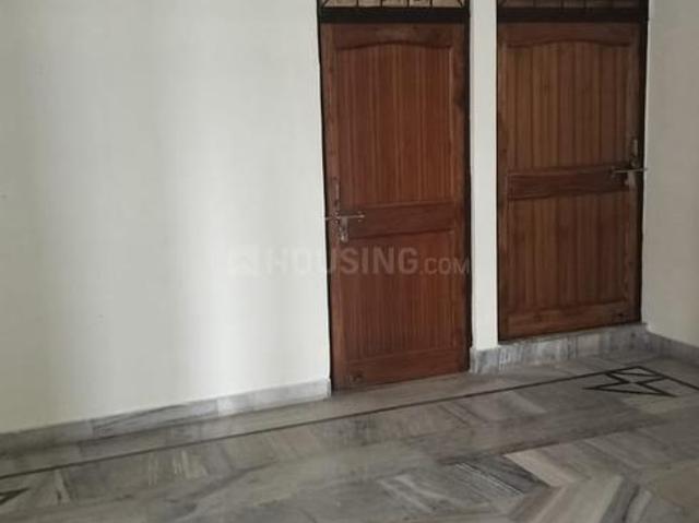 3 BHK Independent Builder Floor in Jhalwa for rent Allahabad. The reference number is 18569988