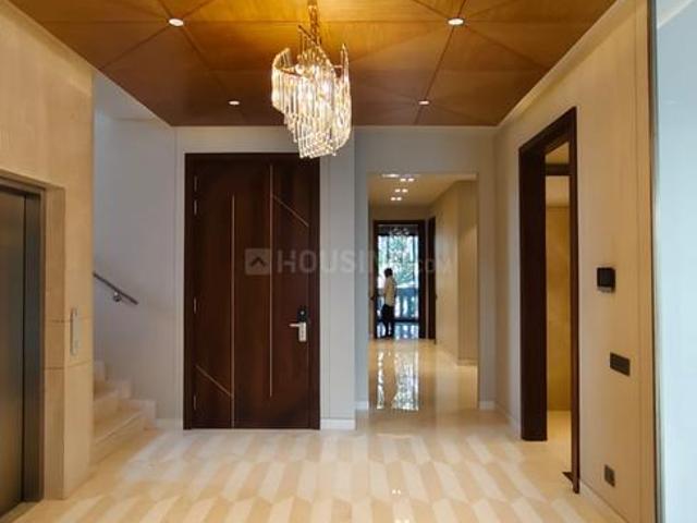 3 BHK Independent Builder Floor in Kalkaji for resale New Delhi. The reference number is 20138421