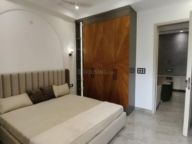 3 BHK Independent Builder Floor in Kaushambi for resale Ghaziabad. The reference number is 20587375
