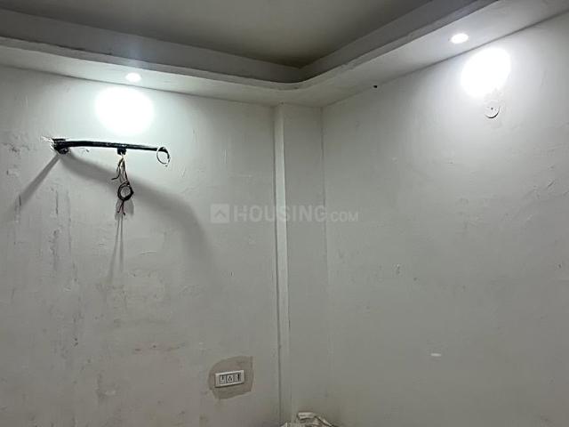 3 BHK Independent Builder Floor in Khanpur for resale New Delhi. The reference number is 18911827