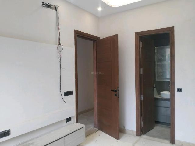 3 BHK Independent Builder Floor in Kirti Nagar for resale New Delhi. The reference number is 14322769