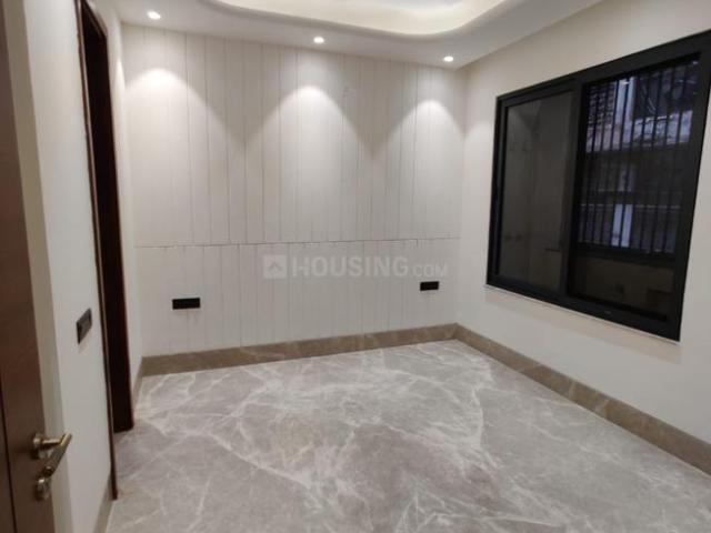 3 BHK Independent Builder Floor in Kirti Nagar for resale New Delhi. The reference number is 20640145
