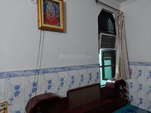 3 BHK Independent Builder Floor in Krishna Nagar for resale New Delhi. The reference number is 6349696