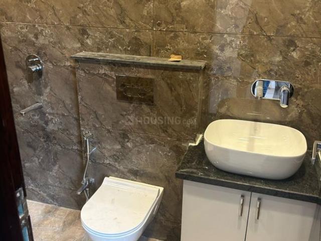 3 BHK Independent Builder Floor in Lajpat Nagar for rent New Delhi. The reference number is 19486782