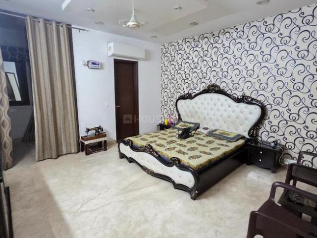 3 BHK Independent Builder Floor in Lajpat Nagar for rent New Delhi. The reference number is 20504166