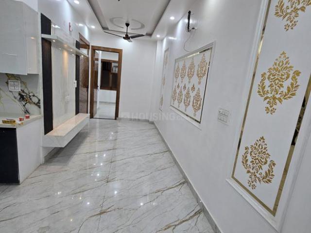 3 BHK Independent Builder Floor in Laxmi Nagar for resale New Delhi. The reference number is 16444013