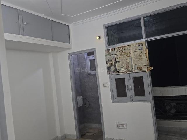 3 BHK Independent Builder Floor in Laxmi Nagar for resale New Delhi. The reference number is 20674984