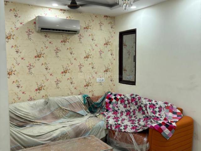 3 BHK Independent Builder Floor in Laxmi Nagar for resale New Delhi. The reference number is 20707146