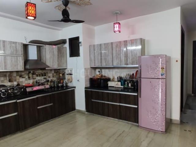 3 BHK Independent Builder Floor in Laxmi Nagar for resale New Delhi. The reference number is 5868000