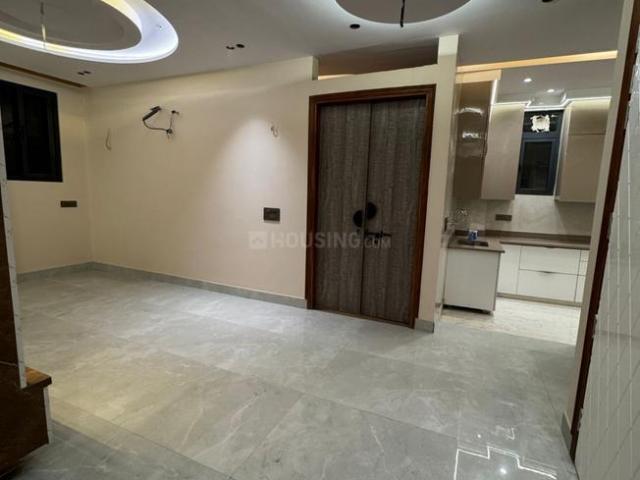 3 BHK Independent Builder Floor in Punjabi Bagh for rent New Delhi. The reference number is 19776220