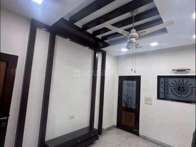 3 BHK Independent Builder Floor in Punjabi Bagh for resale New Delhi. The reference number is 16673691