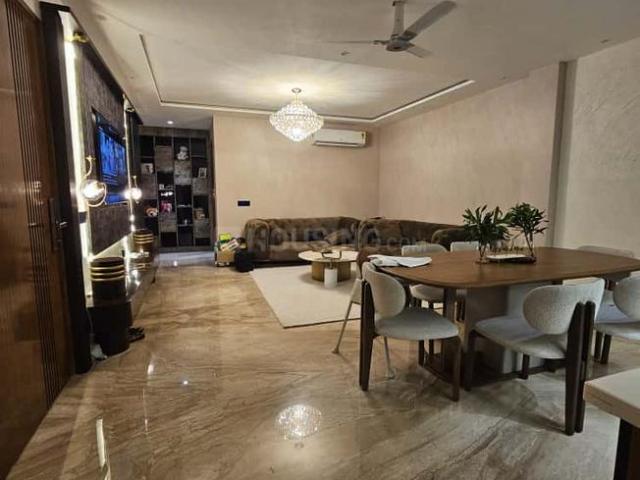 3 BHK Independent Builder Floor in Punjabi Bagh for resale New Delhi. The reference number is 19277216