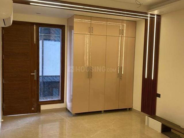 3 BHK Independent Builder Floor in Paschim Vihar for resale New Delhi. The reference number is 19499969