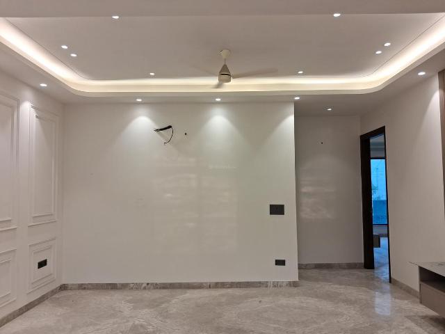 3 BHK Independent Builder Floor in Punjabi Bagh for resale New Delhi. The reference number is 20384754
