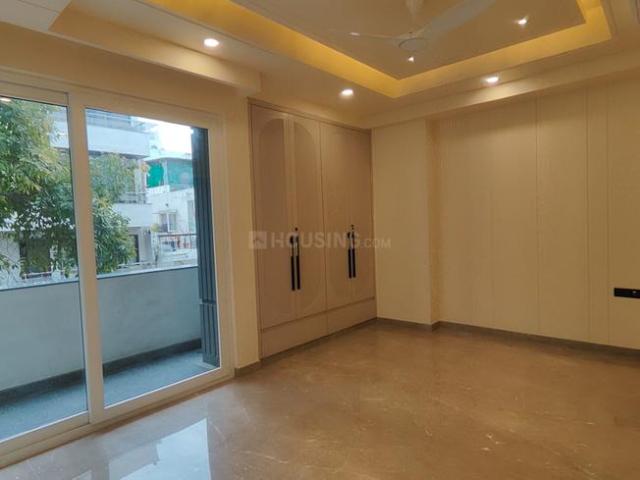 3 BHK Independent Builder Floor in Panchsheel Enclave for resale Outer Ring Road. The reference number is 16281569