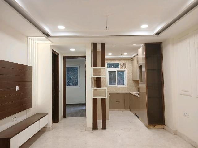 3 BHK Independent Builder Floor in Paschim Vihar for rent New Delhi. The reference number is 16014293