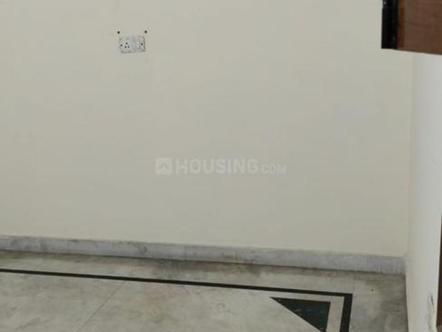 3 BHK Independent Builder Floor in Paschim Vihar for rent New Delhi. The reference number is 19808591