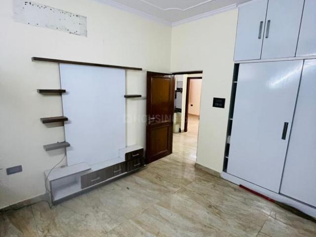 3 BHK Independent Builder Floor in Paschim Vihar for rent New Delhi. The reference number is 19919076