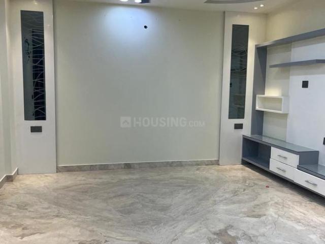 3 BHK Independent Builder Floor in Paschim Vihar for rent New Delhi. The reference number is 20596691