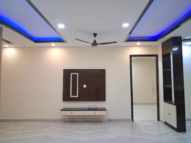 3 BHK Independent Builder Floor in Paschim Vihar for rent New Delhi. The reference number is 20811352