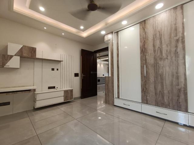 3 BHK Independent Builder Floor in Paschim Vihar for rent New Delhi. The reference number is 9923502