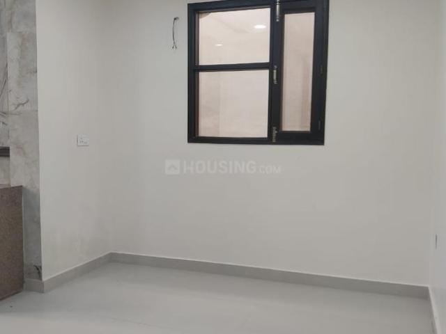 3 BHK Independent Builder Floor in Paschim Vihar for resale New Delhi. The reference number is 17950802