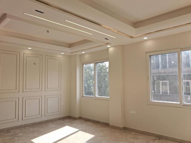 3 BHK Independent Builder Floor in Paschim Vihar for resale New Delhi. The reference number is 18664855