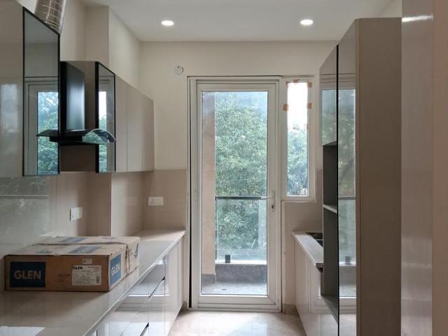 3 BHK Independent Builder Floor in Paschim Vihar for resale New Delhi. The reference number is 18788417