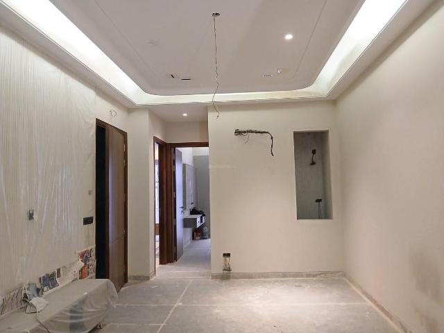 3 BHK Independent Builder Floor in Paschim Vihar for resale New Delhi. The reference number is 18902557