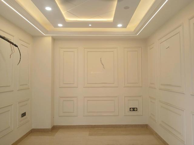 3 BHK Independent Builder Floor in Paschim Vihar for resale New Delhi. The reference number is 18977349