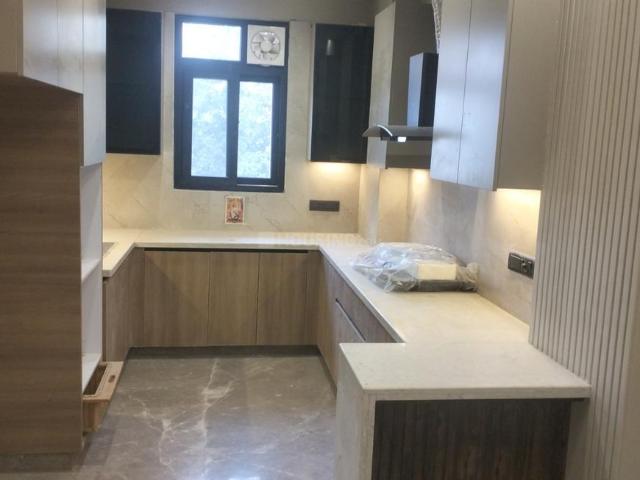 3 BHK Independent Builder Floor in Paschim Vihar for resale New Delhi. The reference number is 18991928