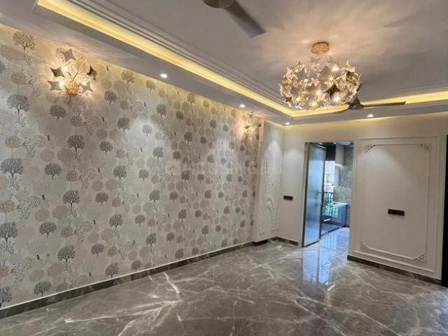 3 BHK Independent Builder Floor in Paschim Vihar for resale New Delhi. The reference number is 18993532