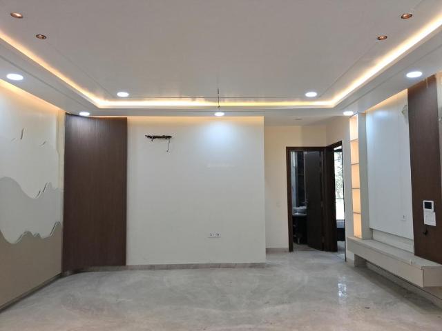 4 BHK Independent Builder Floor in Paschim Vihar for resale New Delhi. The reference number is 18994985
