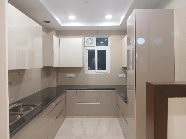 3 BHK Independent Builder Floor in Paschim Vihar for resale New Delhi. The reference number is 18270089