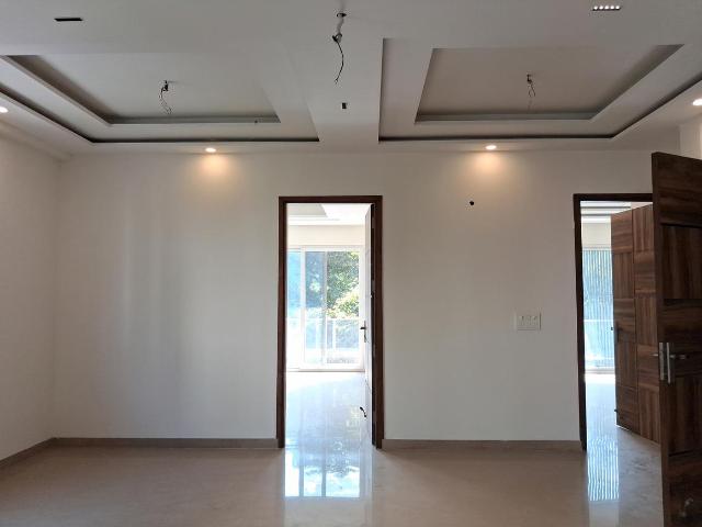 3 BHK Independent Builder Floor in Paschim Vihar for resale New Delhi. The reference number is 19516487