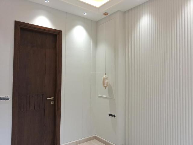3 BHK Independent Builder Floor in Paschim Vihar for resale New Delhi. The reference number is 19007422