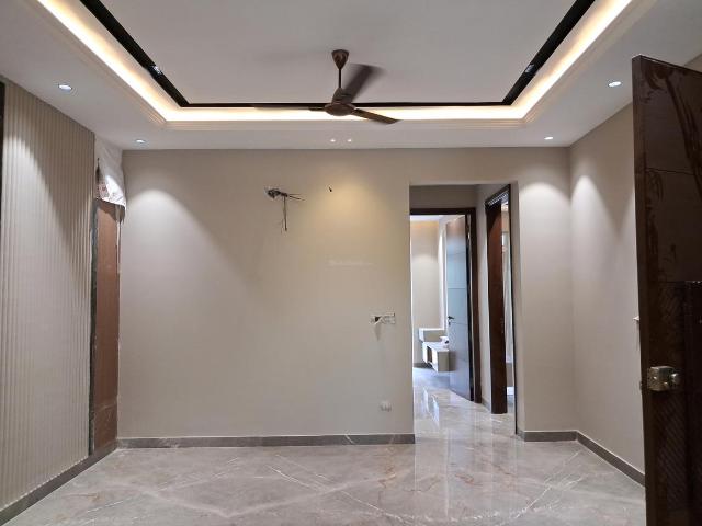 3 BHK Independent Builder Floor in Paschim Vihar for resale New Delhi. The reference number is 19007394