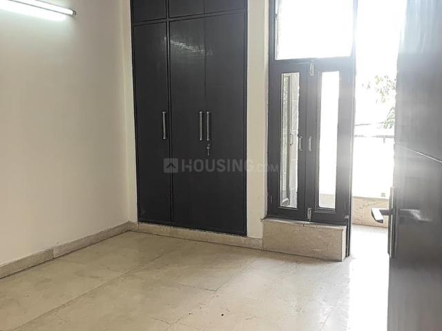 3 BHK Independent Builder Floor in Paschim Vihar for resale New Delhi. The reference number is 19045044