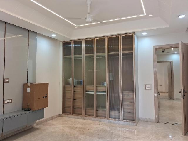 3 BHK Independent Builder Floor in Paschim Vihar for resale New Delhi. The reference number is 19207026