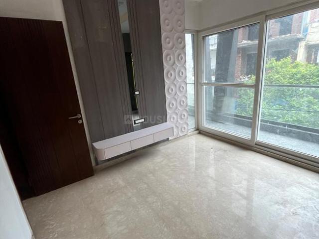 3 BHK Independent Builder Floor in Paschim Vihar for resale New Delhi. The reference number is 19231824