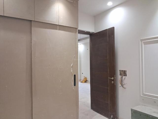 3 BHK Independent Builder Floor in Paschim Vihar for resale New Delhi. The reference number is 19232458