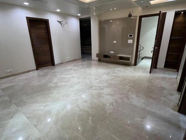 3 BHK Independent Builder Floor in Paschim Vihar for resale New Delhi. The reference number is 19241634