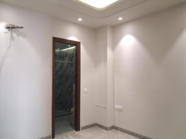 3 BHK Independent Builder Floor in Paschim Vihar for resale New Delhi. The reference number is 19241830